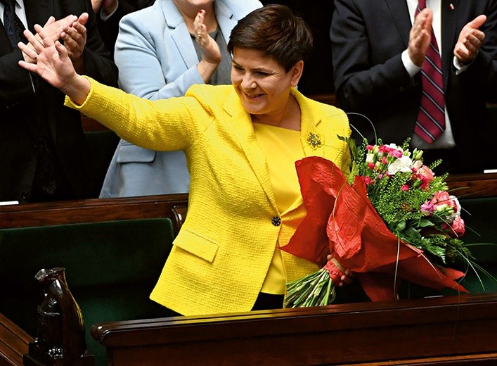 Magazyn „Forbes” umieścił Beatę Szydło na 10. miejscu wśród najbardziej wpływowych kobiet w polityce.