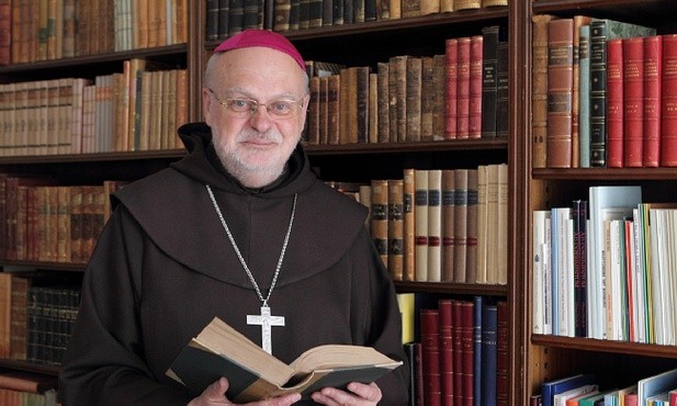 Kard. Arborelius: u nas Kościół się rozwija, dzięki migrantom i nawróceniom