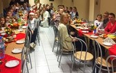 Wigilia dla dzieci z grup parafialnych w Drezdenku