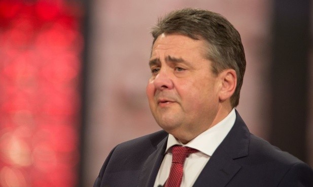 Szef MSZ Niemiec apeluje o zrozumienie postawy Polaków ws. imigrantów