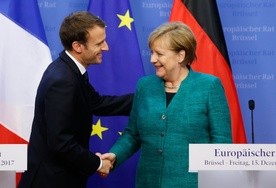 Macron i Merkel zadeklarowali wsparcie KE w decyzjach dotyczących Polski