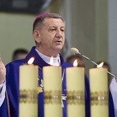 Bp Guzdek: Historia trzech oficerów MW potwierdza, że nie ma zbrodni doskonałej