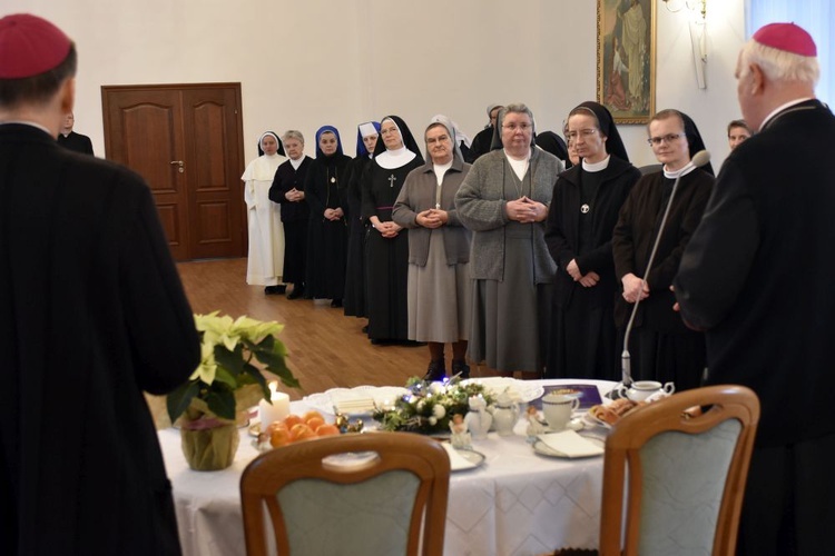 Spotkanie przełożonych sióstr zakonnych w kurii