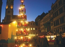 ▲	To miejsce, które łączy nie tylko dwa brzegi rzeki. Jest to też ostatni punkt polskiej części Drogi św. Jakuba.