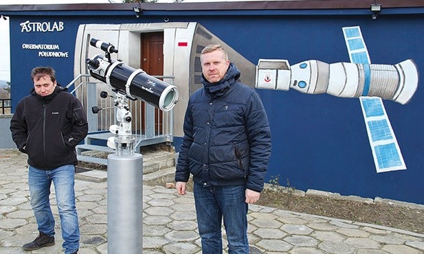 AstroLab stoi w Czernicy pod Rybnikiem.