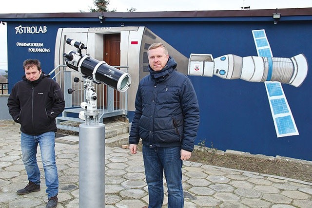 AstroLab stoi w Czernicy pod Rybnikiem.