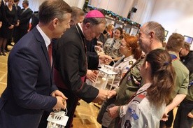 Przekazanie Betlejemskiego Światła Pokoju