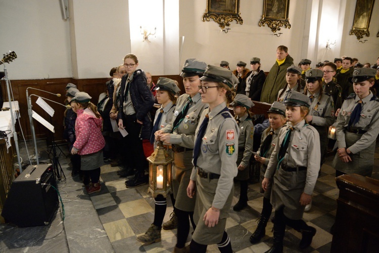 Światełko Betlejemskie w Opolu