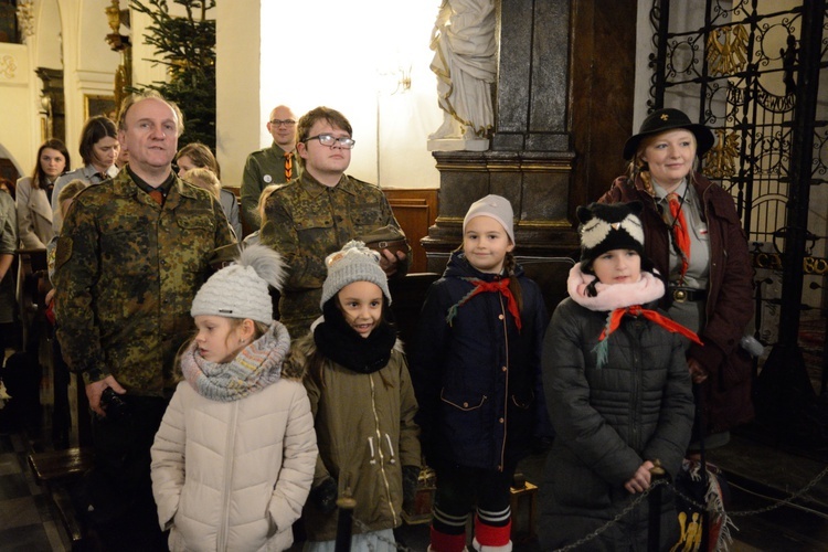 Światełko Betlejemskie w Opolu