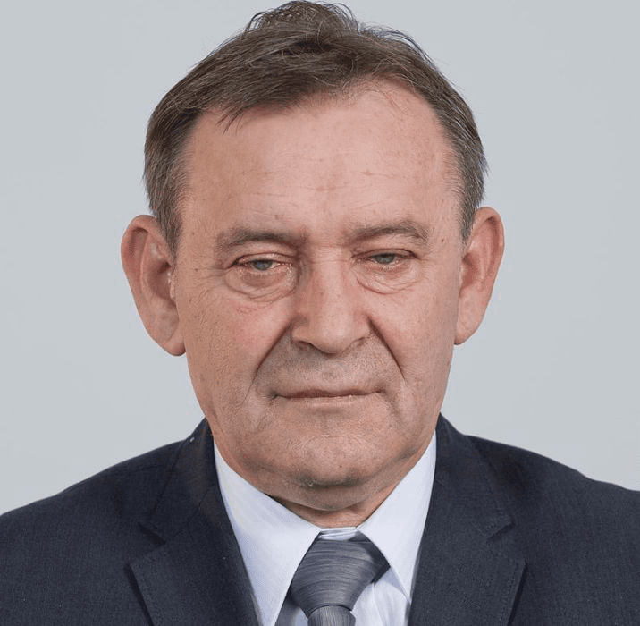 Określ Różnice Między Uprawnieniami Trybunału Stanu I Trybunału Konstytucyjnego Nie żyje sędzia Trybunału Konstytucyjnego