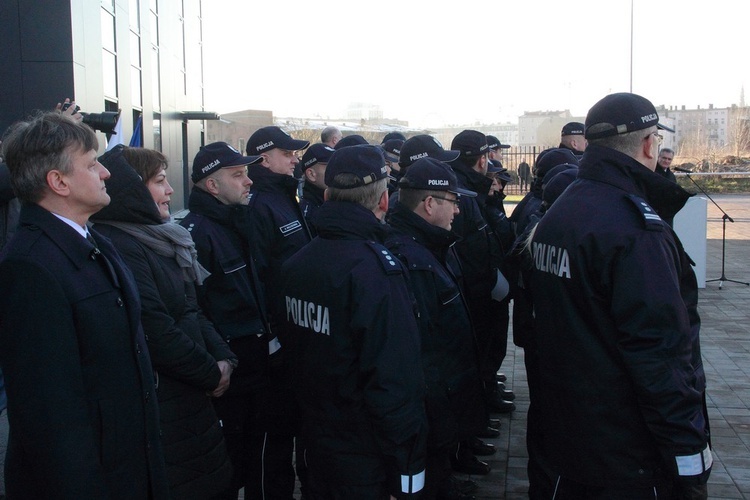 Poświęcenie pojazdów i opłatek gdańskich policjantów