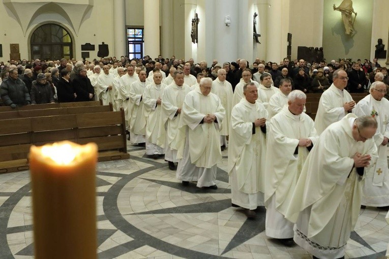 60 lecie kapłaństwa abp Damiana Zimonia część 1