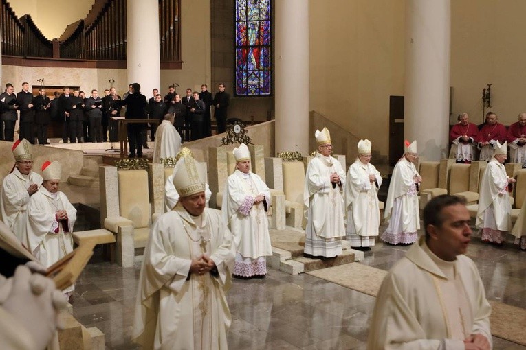 60 lecie kapłaństwa abp Damiana Zimonia część 1