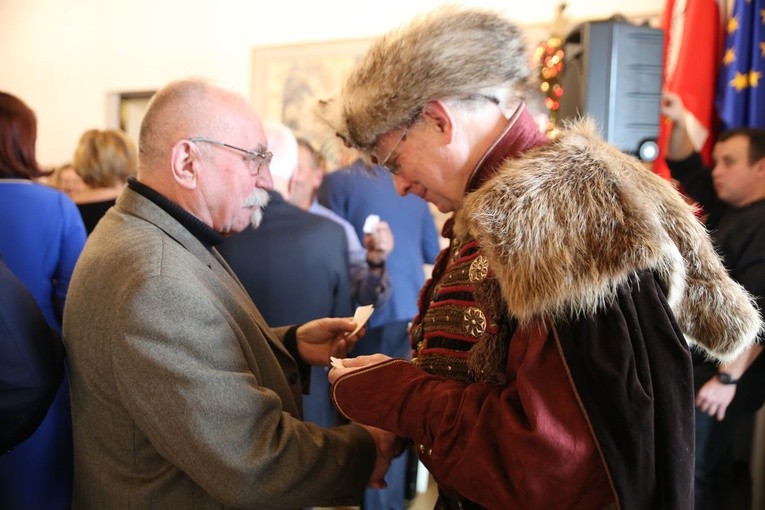 Sandomierzanie przełamali się opłatekiem