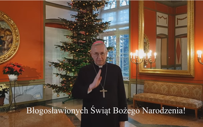 Abp Gądecki życzy błogosławionych świąt w języku migowym