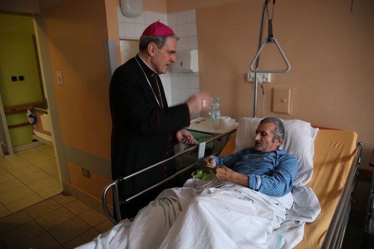 Wigilijna wizyta u chorych i starszych. 