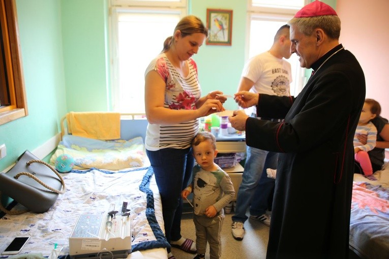 Wigilijna wizyta u chorych i starszych. 