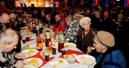 Wigilia Caritas dla osób potrzebujących 2017 cz. 2