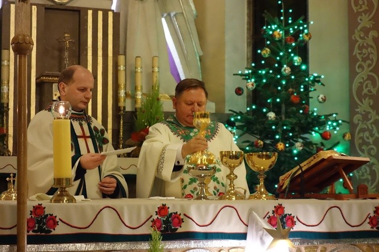 Pasterka w góralskiej parafii w Poroninie