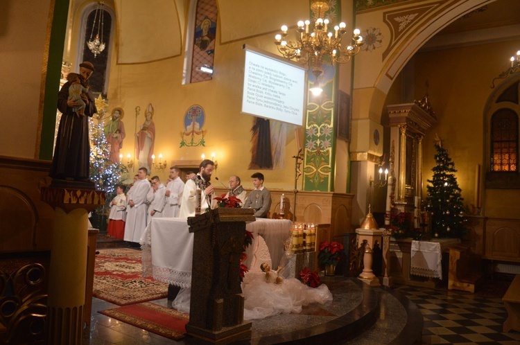 Pasterka w góralskiej parafii w Miętustwie