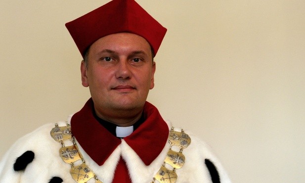 Ks. prof. Zyzak: Chrześcijaństwo nie jest mitem, u jego początku leży fakt historyczny