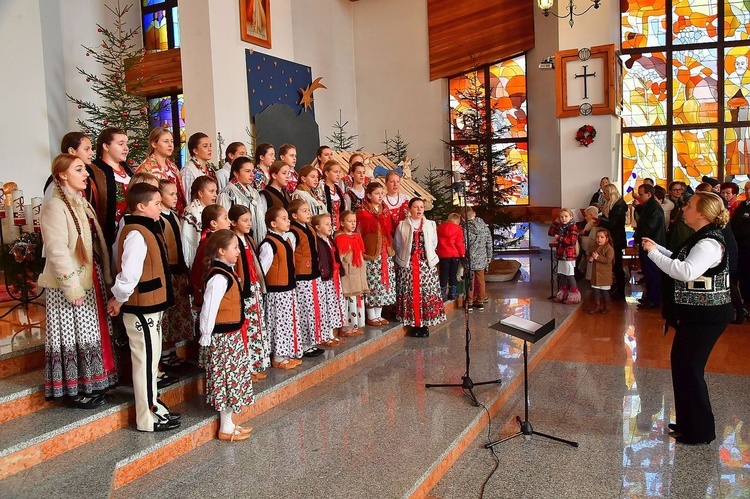 "Wśród nocnej ciszy" z "Turlikami"