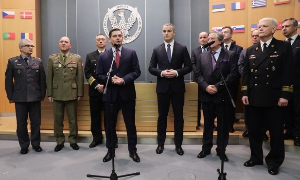 Kolejne niszczyciele min i okręt ratowniczy dla Marynarki Wojennej