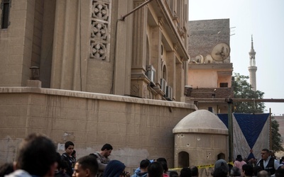 Atak na kościół koptyjski na przedmieściach Kairu
