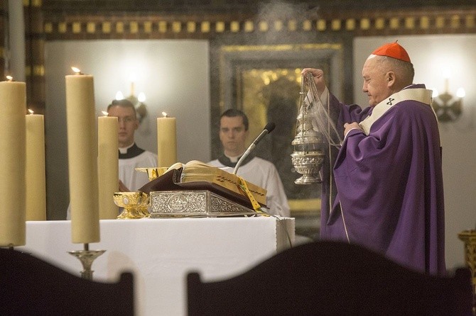 Dopełniał cierpień Chrystusa. Msza św. pogrzebowa