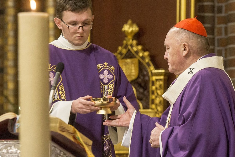 Dopełniał cierpień Chrystusa. Msza św. pogrzebowa