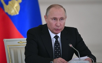 Putin wzywa Trumpa do "pragmatycznej współpracy"