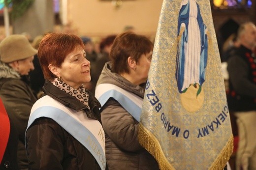 Noworoczna Msza Święta w Komorowicach z orędziem na 2018 rok