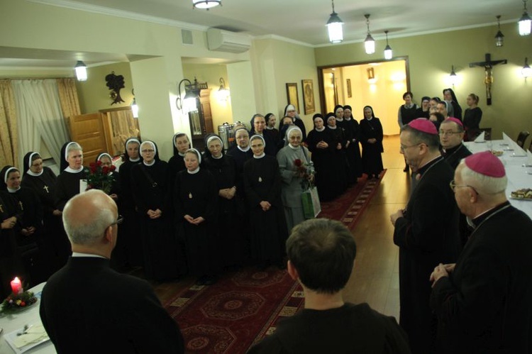 Spotkanie opłatkowe sióstr zakonnych z bp. Tadeuszem Lityńskim