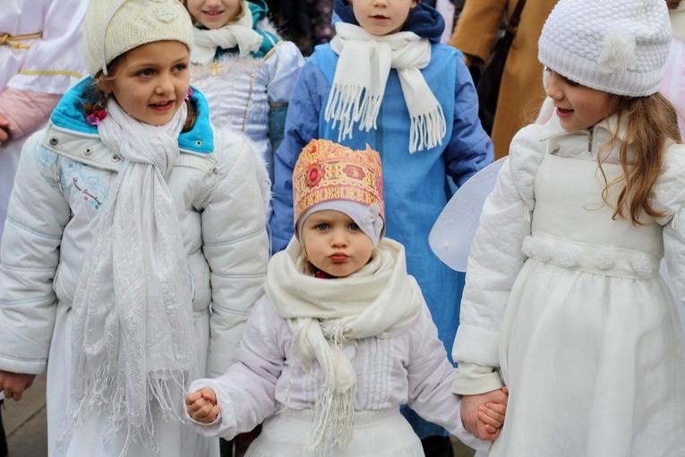 Z arcybiskupem i królem do Dzieciątka