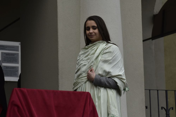 Ponad 2500 osób poszło za mędrcami w Wałbrzychu