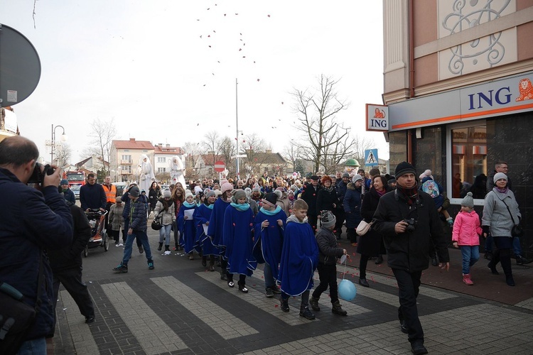 Poszli za gwiazdą szukać Jezusa w Wołominie