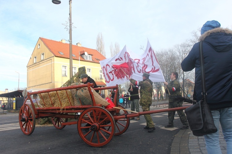 Orszak w kolorze miedzi