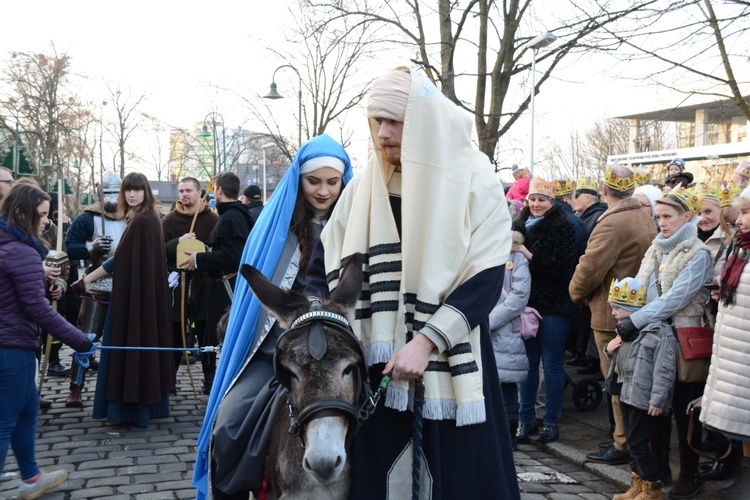 Orszak Trzech Króli w Opolu szedł już szósty raz