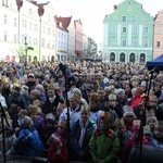 Tłumy na rynku