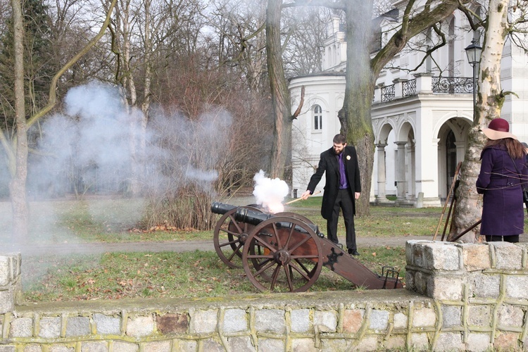 Orszak w Jelczu-Laskowicach