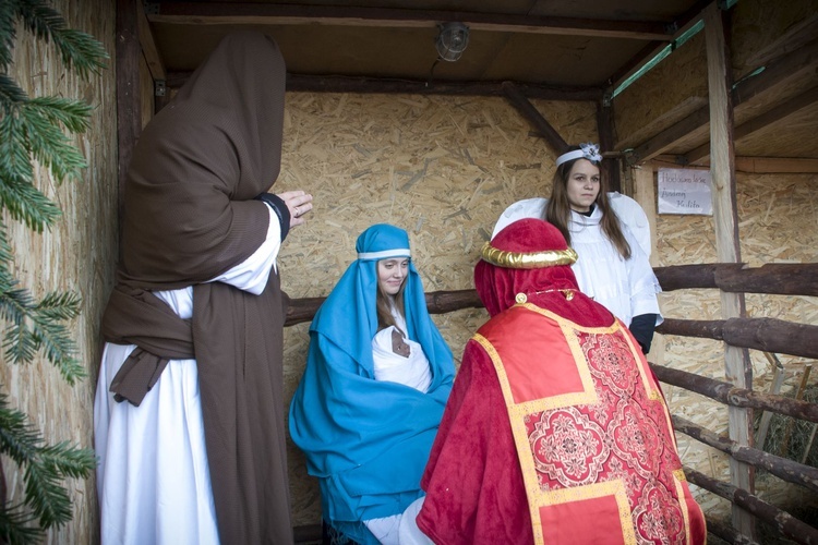 Poszli w Piasecznie za mędrcami. Do Dzieciątka