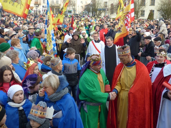 Orszak Trzech Króli w Ostrowcu Świętokrzyskim 