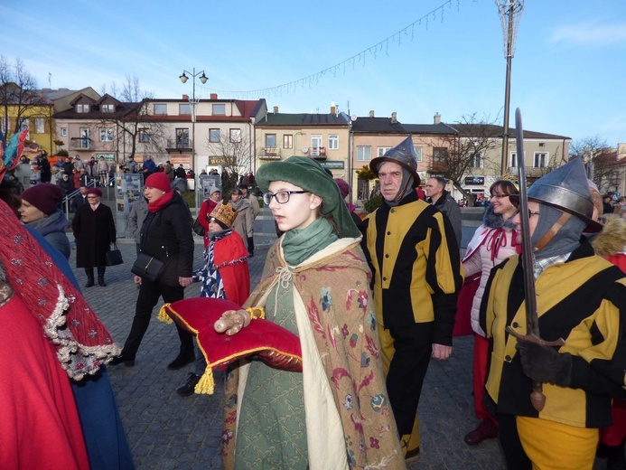 Orszak Trzech Króli w Ostrowcu Świętokrzyskim 