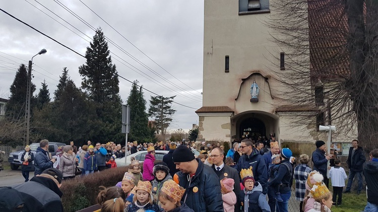 Orszak Trzech Króli w Smolcu cz. 1