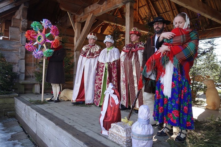 Z widokiem na ośnieżone Tatry 