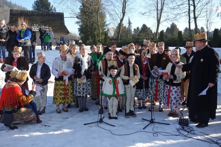 Z widokiem na ośnieżone Tatry 