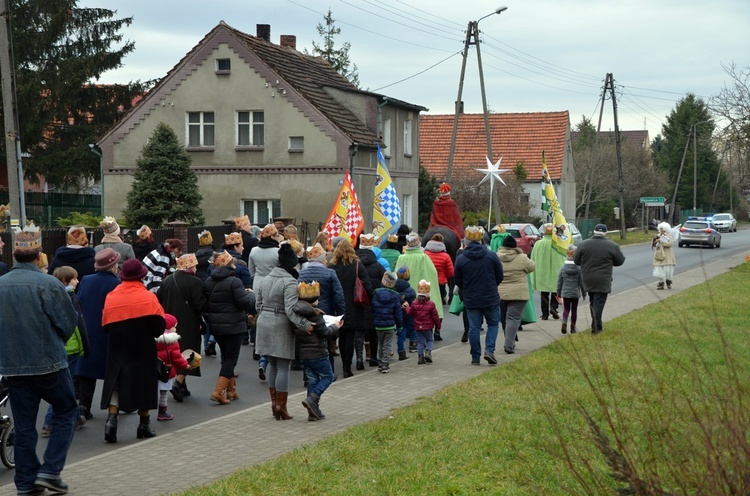 Orszak Trzech Króli w Mrozowie cz.2