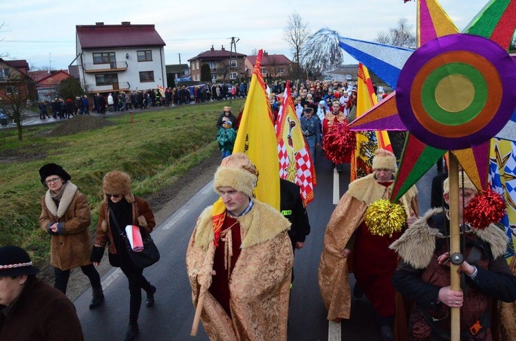 Orszak Trzech Króli w parafii Potok Stany