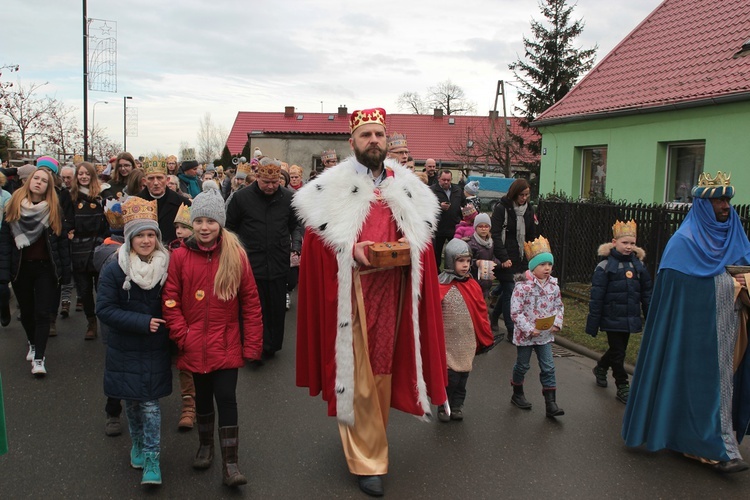 Orszak Trzech Króli w Siechnicach cz. 1