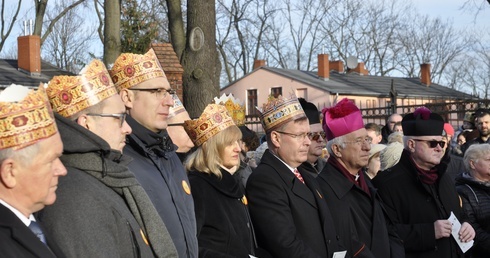 W Żyrardowie w Orszaku Trzech Króli uczestniczył m.in. bp Andrzej F. Dziuba.
